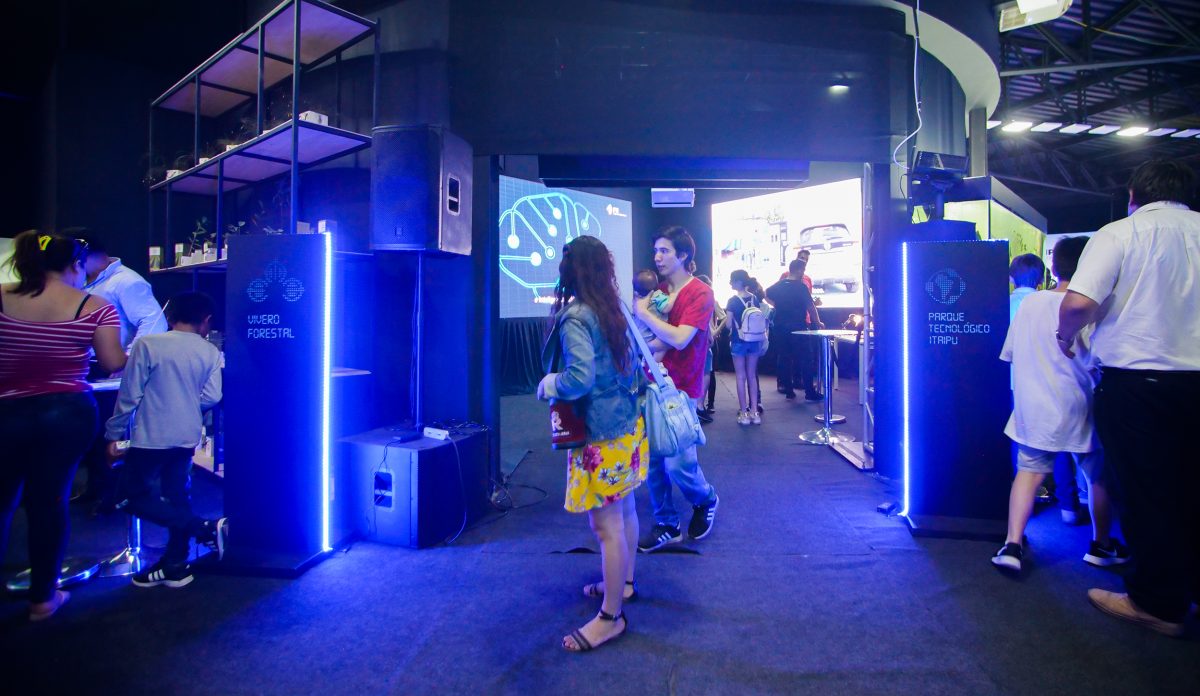 Expo 2022: Buena concurrencia en el stand del PTI