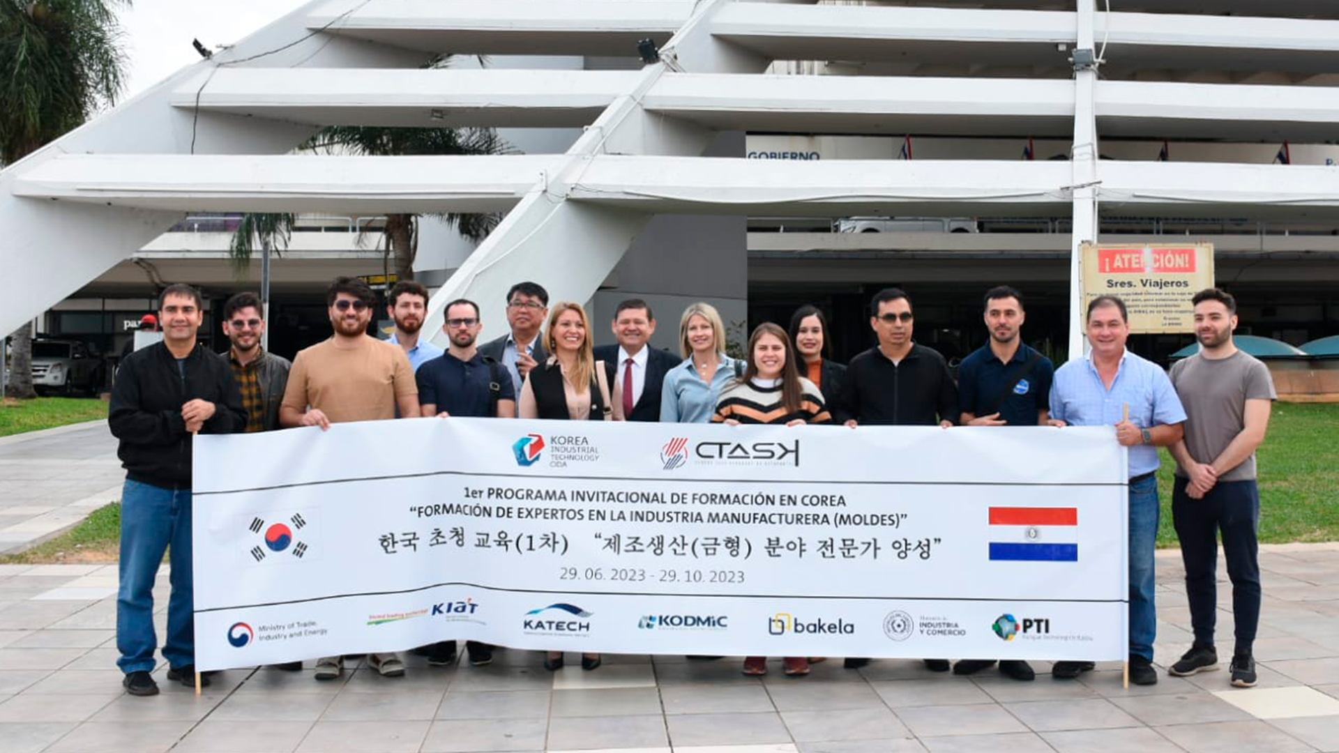 Profesionales paraguayos serán capacitados en corea del sur como parte de las primeras acciones del Centro Task