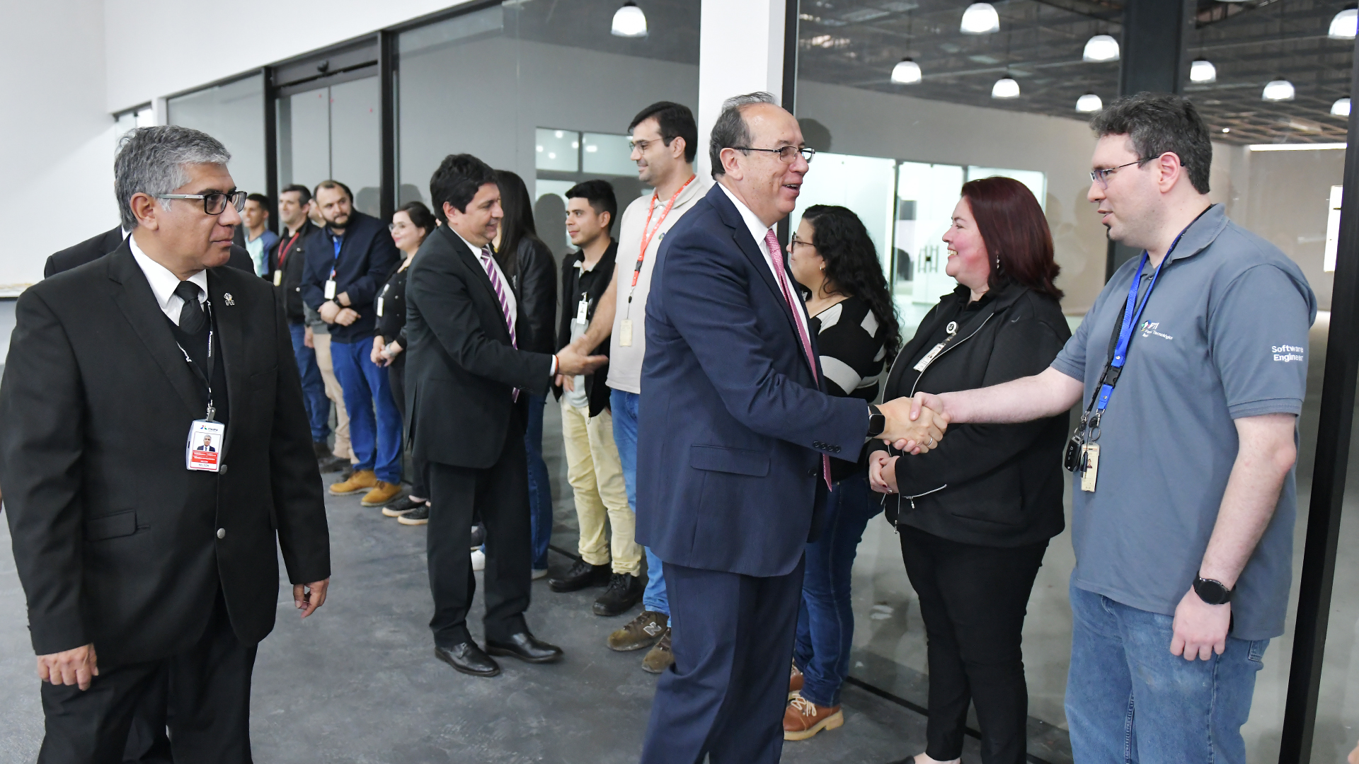 Director General Paraguayo de Itaipu visitó las instalaciones del Centro Task Paraguay