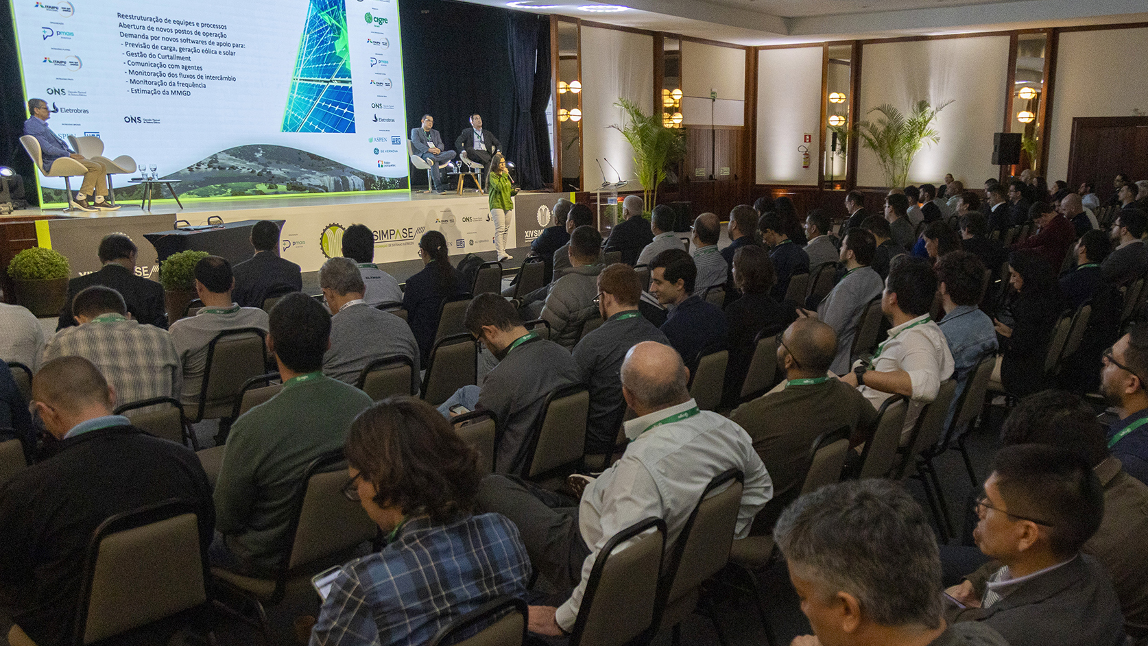 PTI Paraguay participó en el SIMPASE con estudio innovador sobre redes eléctricas inteligentes