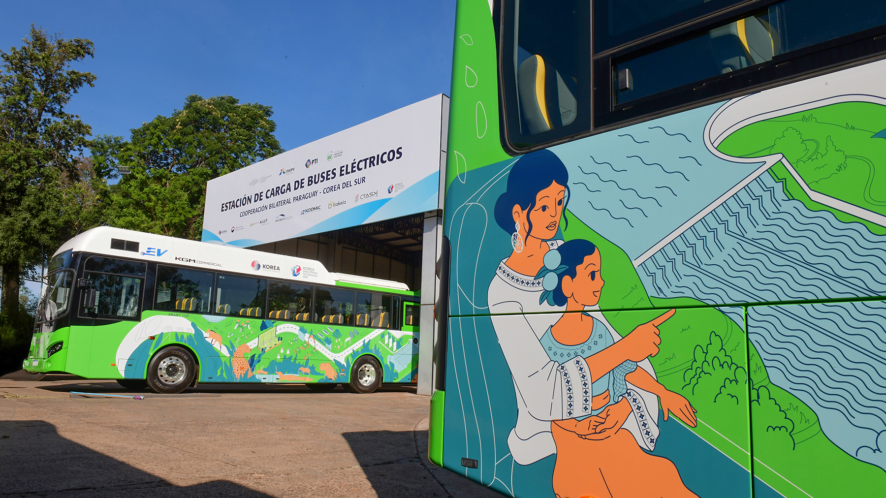 Impacto positivo de la operación de buses eléctricos entregados por Corea del Sur