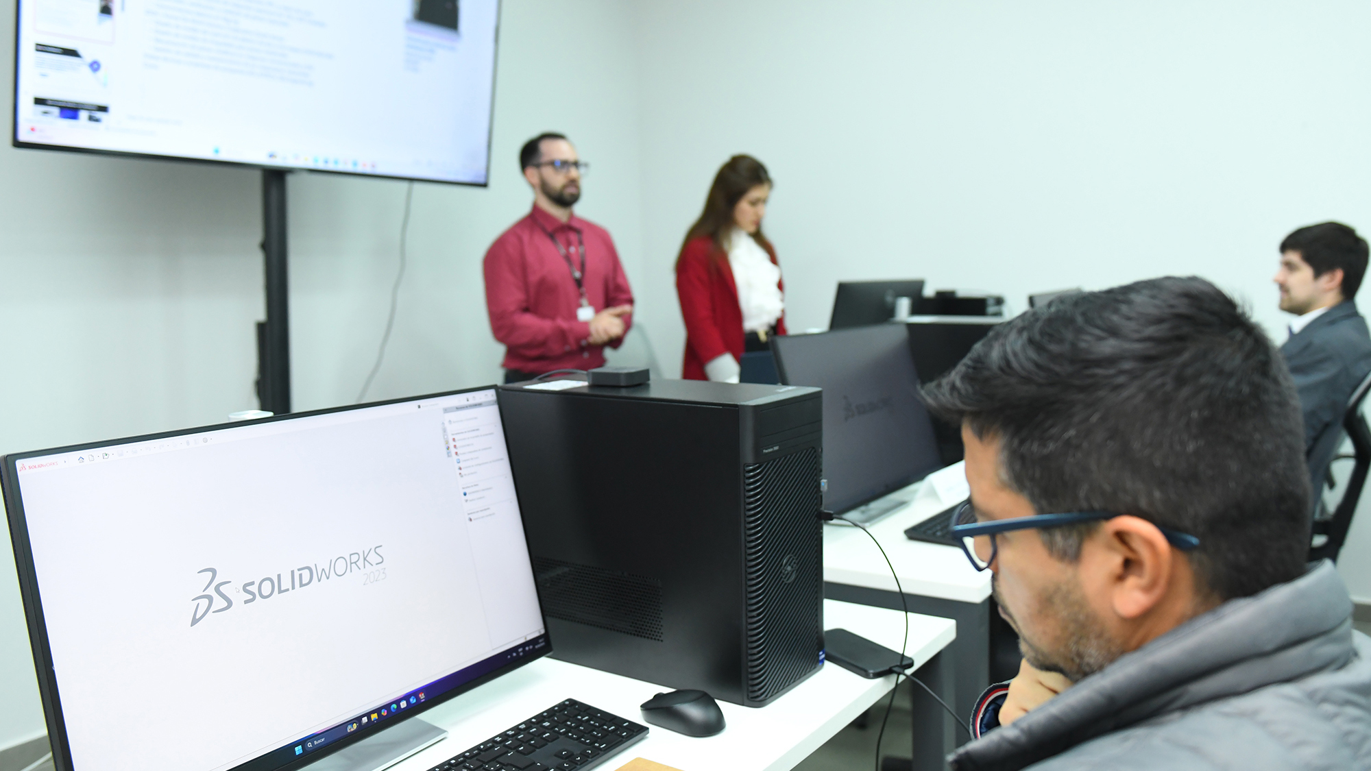 Centro TASK: Capacitan y certifican en software de diseño 3D SolidWorks