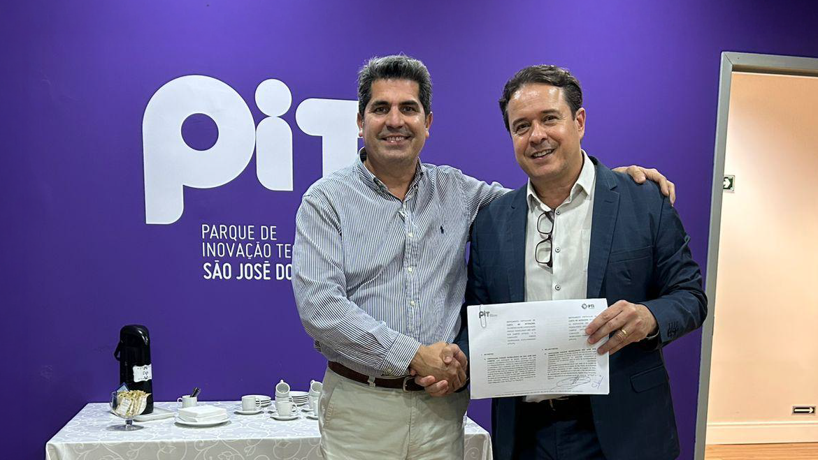 Firman alianza estratégica para impulsar la innovación y las ciudades inteligentes entre Brasil y Paraguay