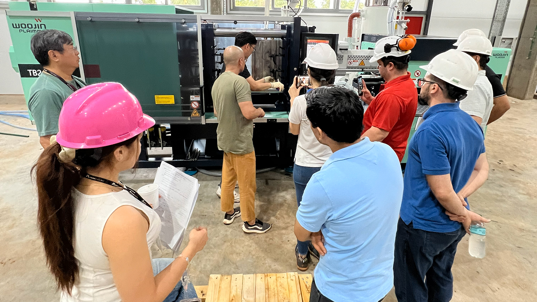 Centro TASK Paraguay de Autopartes avanza con la instalación de maquinarias clave para su puesta en marcha